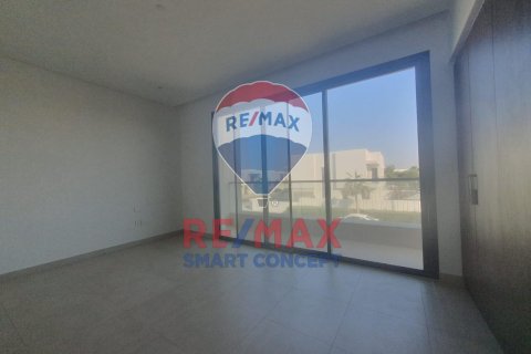 Vila na Yas Island, Abu Dhabi, SAE 4 spálne, 450 m2 č. 580375 - Fotografia 10