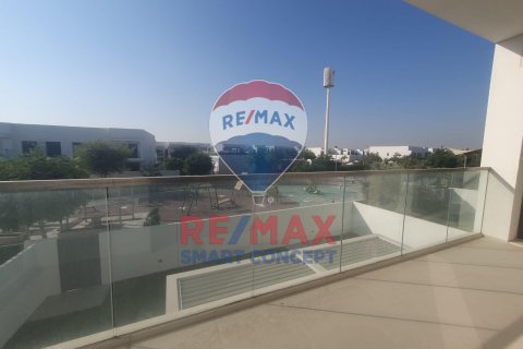 Vila na Yas Island, Abu Dhabi, SAE 4 spálne, 450 m2 č. 580375 - Fotografia 14