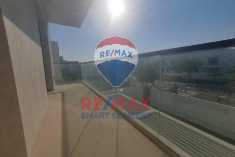 Vila na Yas Island, Abu Dhabi, SAE 4 spálne, 450 m2 č. 580375 - Fotografia 13