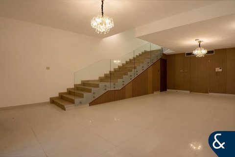 Shtëpi në qytet në Jumeirah Village Circle, Dubai, Emiratet e Bashkuara Arabe 4 dhoma gjumi, 364 m2. № 667097