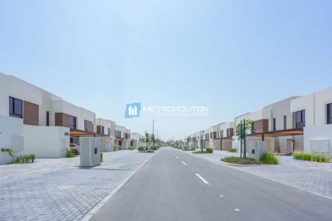 טאונהאוס למכירה ב Yas Island, Abu Dhabi, איחוד האמירויות  3 חדרי שינה, 228.7 מ"ר, מספר 685787 - תמונה 2