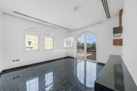 Üürile anda villa asukohaga Jumeirah Park, Dubai, AÜE: 4 magamistoaga, 660 m² Nr 663899 - pilt 13