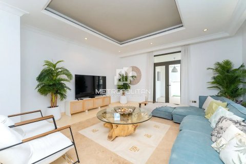 Willa do wynajęcia w Palm Jumeirah, Dubai, ZEA 6 sypialnie, 1245 mkw., nr 663900 - zdjęcie 2