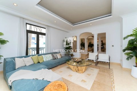 Willa do wynajęcia w Palm Jumeirah, Dubai, ZEA 6 sypialnie, 1245 mkw., nr 663900 - zdjęcie 3