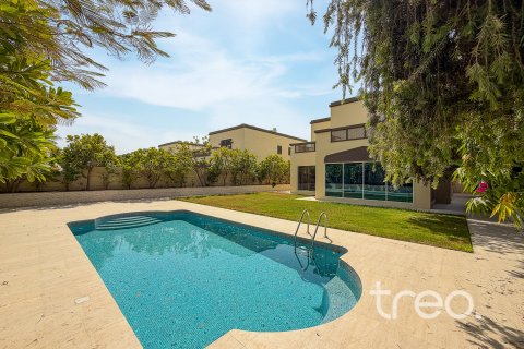 Villa zur Miete in Jumeirah Park, Dubai, VAE 4 Schlafzimmer, 402.73 m2 Nr. 753739 - Foto 3