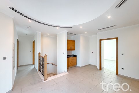 Villa in Jumeirah Park, Dubai, UAE 5 bedrooms, 435.62 sq.m. № 753740 - photo 24