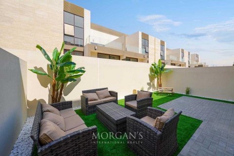 Vilë në Mohammed Bin Rashid City, Dubai, Emiratet e Bashkuara Arabe 4 dhoma gjumi, 187.2 m2. № 597518 - Foto 12