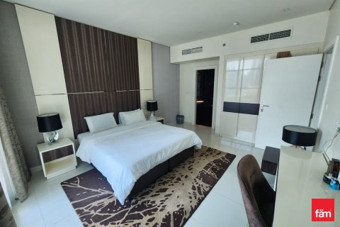 Apartment in Business Bay, Dubai, UAE 1 bedroom, 79.9 sq.m. № 699010 - photo 2