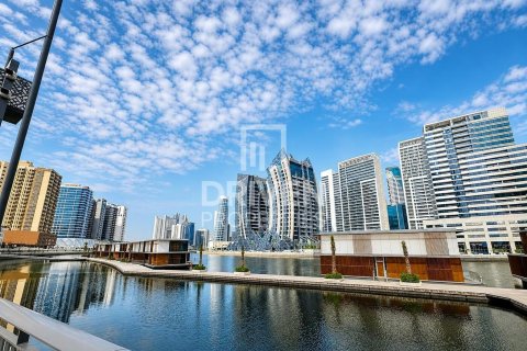 Business Bay, Dubai, UAE의 임대용 아파트 침실 2개, 119.19제곱미터 번호 759696 - 사진 11