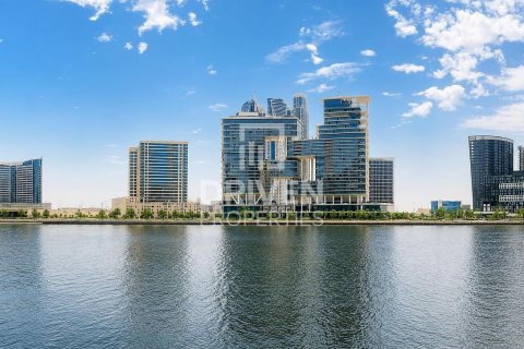 Business Bay, Dubai, UAE의 임대용 아파트 침실 2개, 119.19제곱미터 번호 759696 - 사진 15