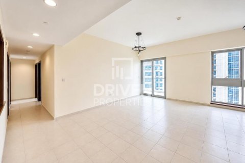 Business Bay, Dubai, UAE의 임대용 아파트 침실 2개, 119.19제곱미터 번호 759696 - 사진 2