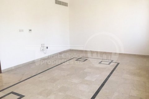ویلا برای اجاره در Al Khalidiya، Abu Dhabi، امارات متحده عربی 4 خوابه ، 232.3 متر مربع ، شماره 407201 - تصویر 3