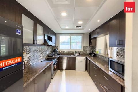 Vila u Dubai, UAE 3 spavaćih soba, 574.9 m2 Br. 660259 - fotografija 9