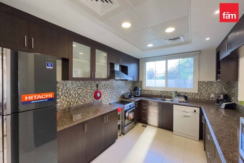 Vila u Dubai, UAE 3 spavaćih soba, 574.9 m2 Br. 660259 - fotografija 6