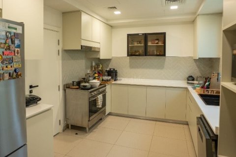 Radhus till försäljning i Mudon, Dubai, UAE 3 sovrum, 272 kvm Nr. 717784 - fotografi 17