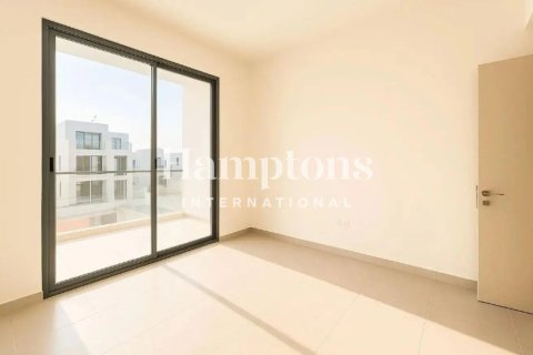 Villa te huur in The Valley, Dubai, VAE 4 slaapkamers, 329.99145600 vr.m., nr 739696 - foto 3