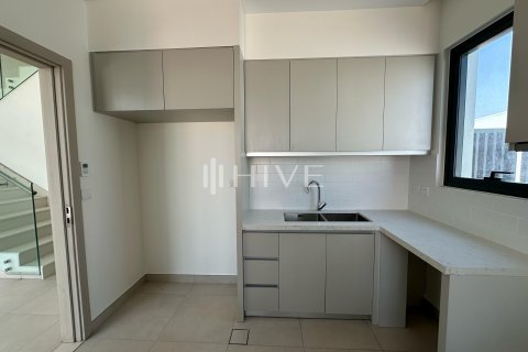 Rijtjeshuis te koop in Al Furjan, Dubai, VAE 4 slaapkamers, 268.8 vr.m., nr 590736 - foto 16