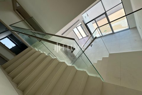 Rijtjeshuis te koop in Al Furjan, Dubai, VAE 4 slaapkamers, 268.8 vr.m., nr 590736 - foto 10