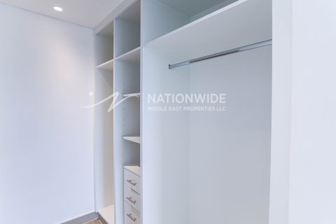 Apartament de vânzare în Abu Dhabi, EAU 3 dormitoare, 141 mp.  №619653 - poză 7
