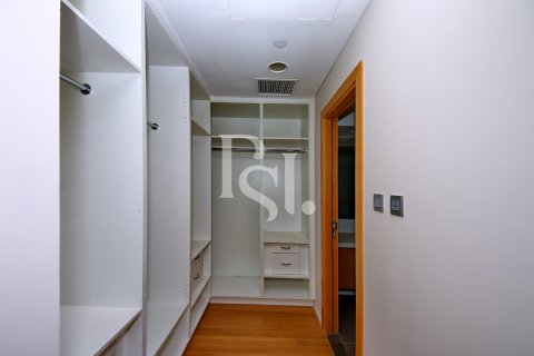 Müüa korter asukohaga Al Raha Beach, Abu Dhabi, AÜE: 2 magamistoaga, 126 m² Nr 716294 - pilt 5