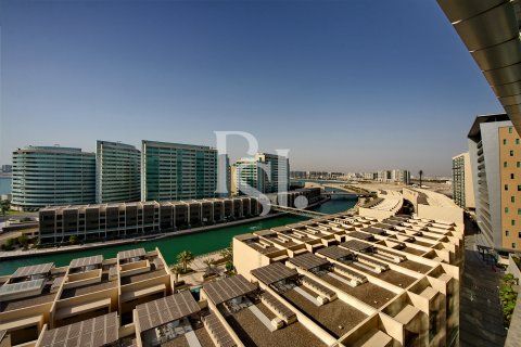דירה ב Al Raha Beach, Abu Dhabi, איחוד האמירויות 2 חדרי שינה, 126 מ