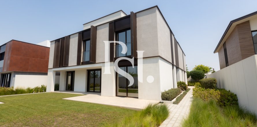 Vilë në Saadiyat Island, Abu Dhabi, Emiratet e Bashkuara Arabe 5 dhoma gjumi, 538 m2. № 716297