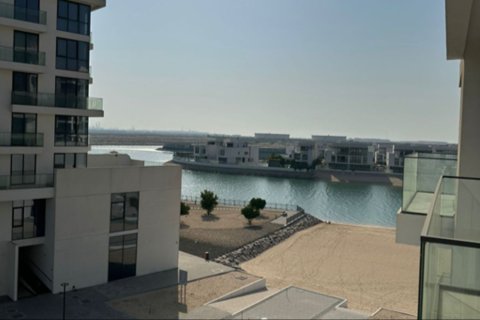 Apartment i Sharjah Waterfront City, Sharjah, UAE 1 værelse, 46.92 kvm № 748687