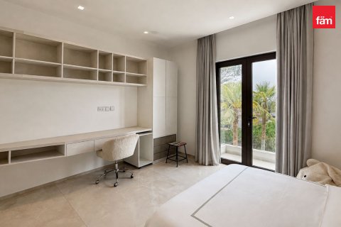 Huvila Jumeirah Islands, Dubai, Arabiemiraatit 4 makuuhuonetta, 1026 m2 № 760773 - kuva 11