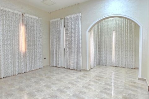 Vila v Khuzam, Ras Al Khaimah, SAE 4 spálne, 372 m2 č. 734856 - Fotografia 11