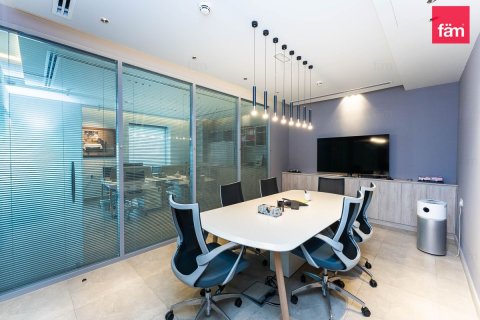 Kancelář v Sheikh Zayed Road, Dubai, SAE 130.9 m² Č.: 723075 - fotografie 14