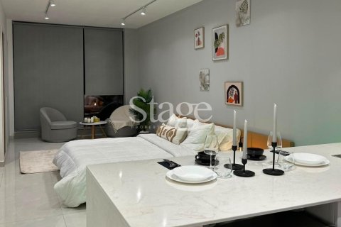 Apartment in Dubai Land, UAE 1 room, 42 sq.m. № 758275 - photo 4