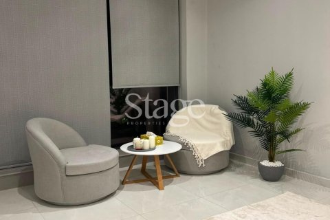 Apartment in Dubai Land, UAE 1 room, 42 sq.m. № 758275 - photo 6