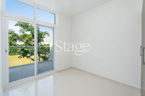 Townhouse til salg i Dubai, UAE 4 soveværelser, 112 kvm № 758274 - foto 9