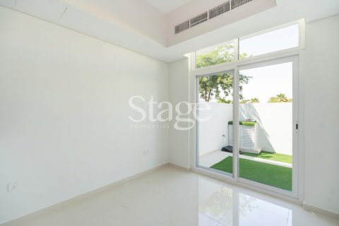 Townhouse til salg i Dubai, UAE 4 soveværelser, 112 kvm № 758274 - foto 5