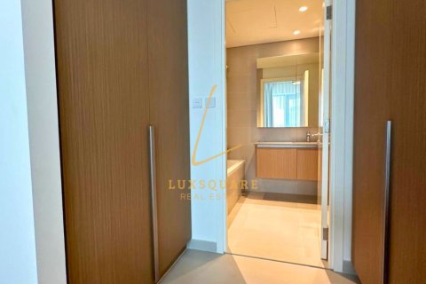 Apartmen di Dubai, UAE 2 bilik tidur, 111 meter persegi № 758272 - foto 9