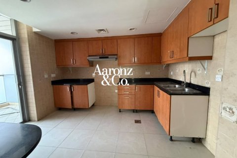 Lägenhet till försäljning i Jumeirah Lake Towers, Dubai, UAE 5 sovrum, 270 kvm Nr. 753953 - fotografi 10