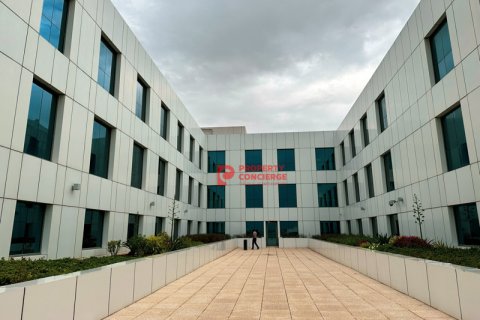 Magasin à louer à Dubai Investment Park, Dubai, EAU 297 m2 № 542186 - photo 19