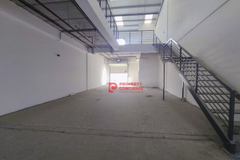Dubai Production City (IMPZ), Dubai, BAE’de kiralık depo 325 m&sup2; No 542184 - fotoğraf 18