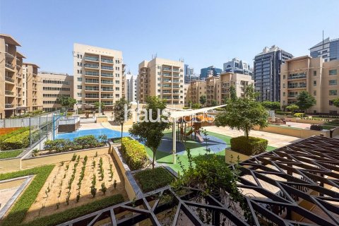 Apartment in Greens, Dubai, UAE 2 bedrooms, 122 sq.m. № 625178