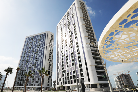 Apartamento em Abu Dhabi, EAU 3 quartos, 151 m2 № 632196