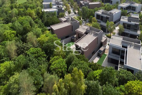 Townhouse in Sharjah, UAE 4 bedrooms, 357 sq.m. № 737560 - photo 9