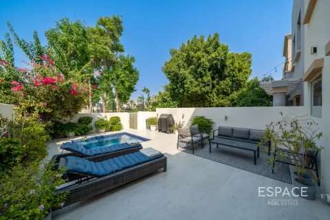 Villa zum Verkauf in The Springs, Dubai, VAE 2 Schlafzimmer, 152 m2 Nr. 737776 - Foto 16
