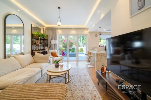 Villa zum Verkauf in The Springs, Dubai, VAE 2 Schlafzimmer, 152 m2 Nr. 737776 - Foto 3