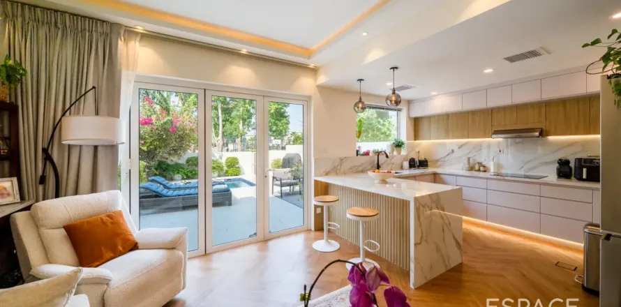 Villa in The Springs, Dubai, VAE: 2 Schlafzimmer, 152 m2 Nr. 737776