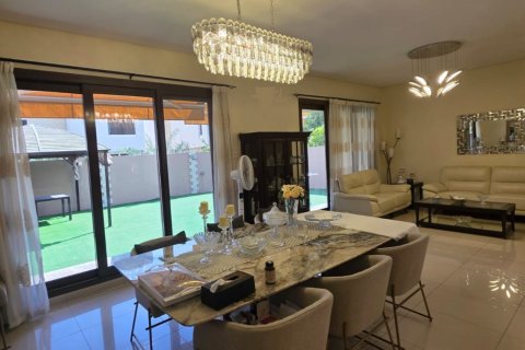 Таунхаус Muwaileh Commercial, Шарджа, БАӘ-да 4 жатын бөлмелер, 276.85 м² № 748577 - фото 5