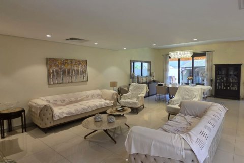 Таунхаус Muwaileh Commercial, Шарджа, БАӘ-да 4 жатын бөлмелер, 276.85 м² № 748577 - фото 22