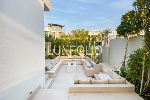 Villa itt: Dubai Hills Estate, EAE, 3 hálószoba, 287 m², azonosító: 628180 - fénykép 12