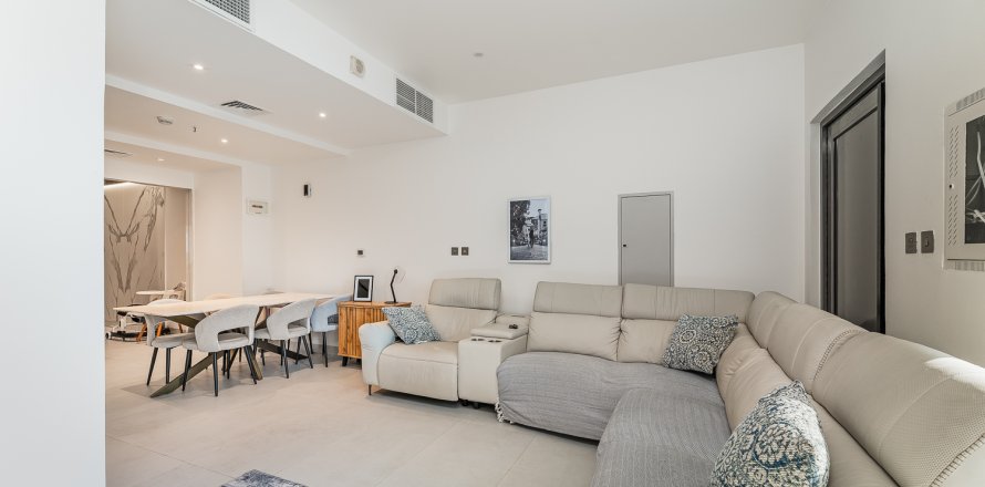 خانه شهری در Jumeirah Village Circle، Dubai ، امارات متحده عربی 4 خوابه ، 220.18 متر مربع.  شماره 749193