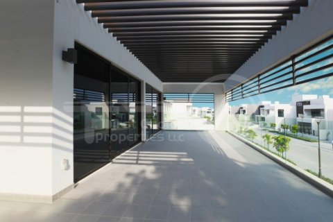 Villa en venta en Saadiyat Island, Abu Dhabi, EAU 5 dormitorios, 737.1 m2 № 407603 - foto 10