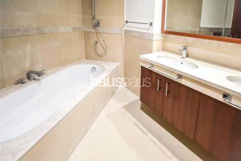 Downtown Dubai (Downtown Burj Dubai), Dubai, UAE의 임대용 아파트 침실 2개, 138제곱미터 번호 626716 - 사진 9